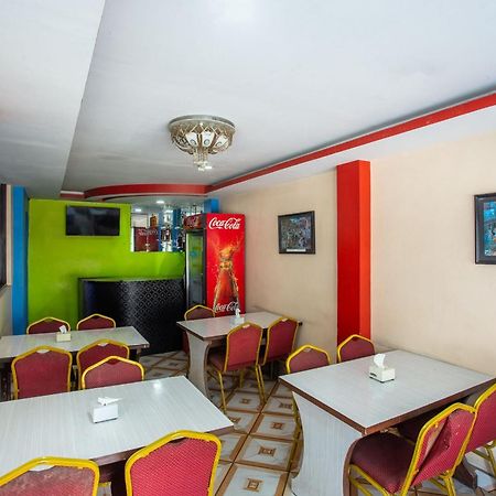 Oyo 808 Hotel Om Ganapati Pvt Ltd Katmandu Eksteriør billede