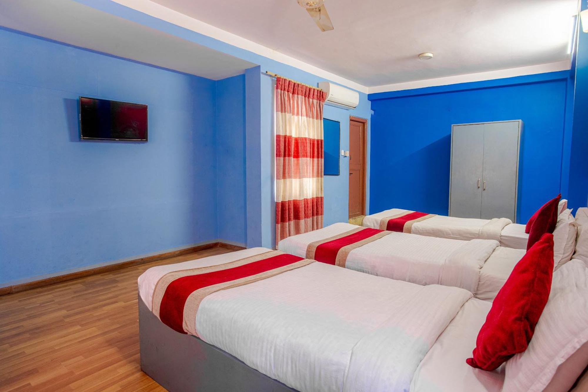 Oyo 808 Hotel Om Ganapati Pvt Ltd Katmandu Eksteriør billede