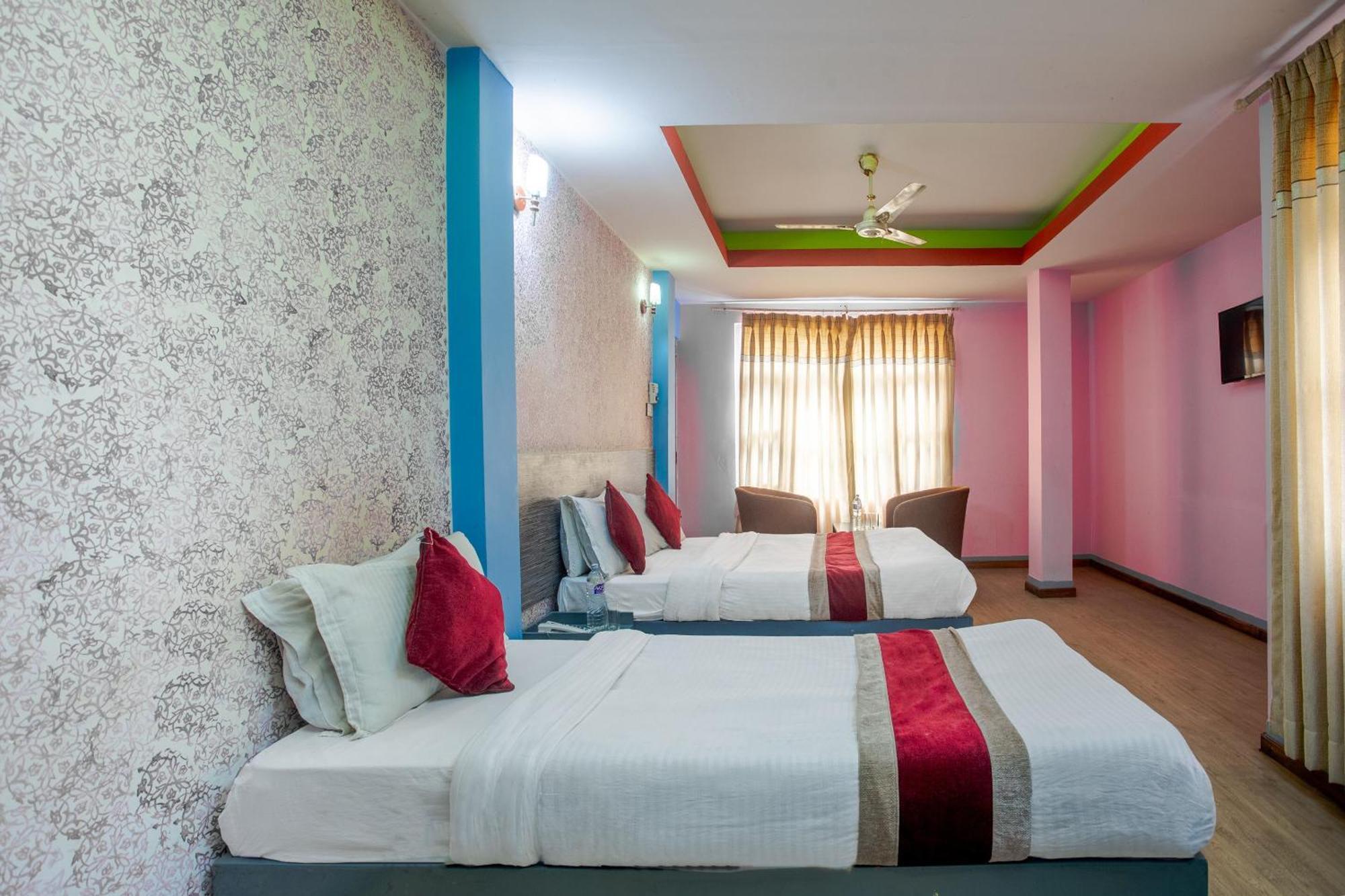 Oyo 808 Hotel Om Ganapati Pvt Ltd Katmandu Eksteriør billede